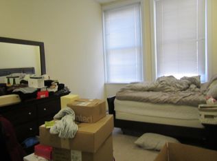 2005 Walnut St APT 3R, Philadelphia, PA 19103