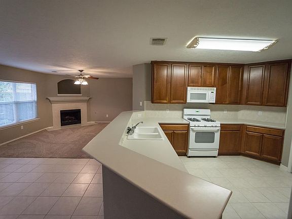 5th image of 20203 Glacier Falls Dr