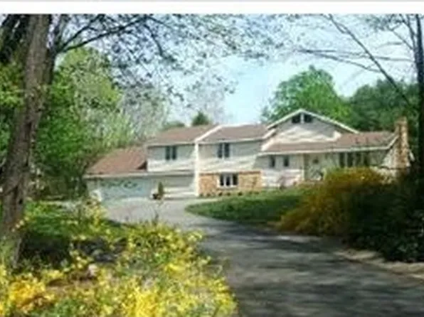 9 Woodvue Rd, Windham, NH 03087