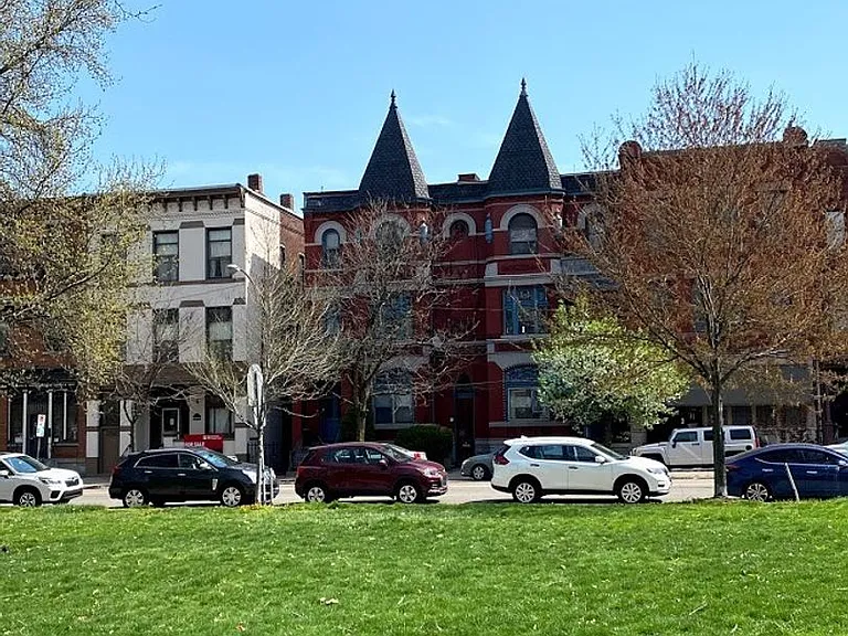 816 Cedar Avenue — Photo 18