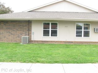 207 S Fort St APT 11, Nixa, MO 65714