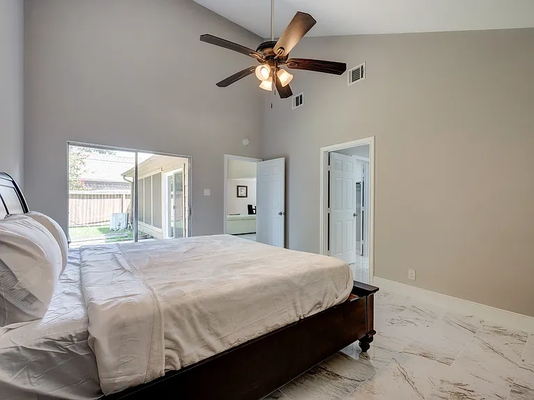 1626 S Kirkwood Rd — Photo 20