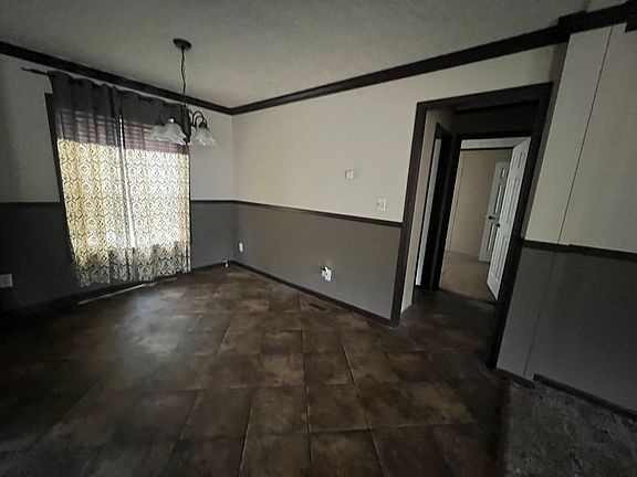 3rd image of 105 Minnie Pearl St
