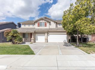 1392 Haddington Dr, Riverside, CA 92507