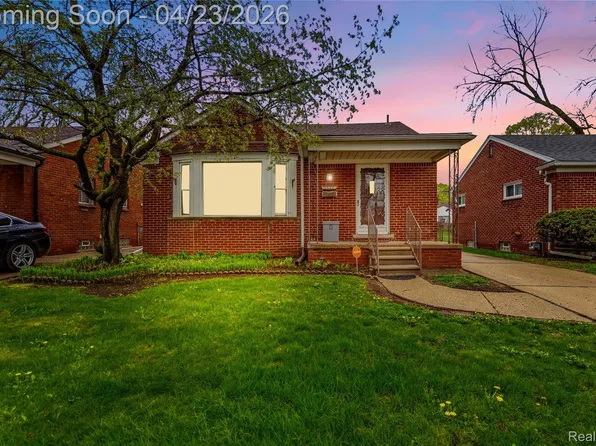 9538 Hazelton, Redford, MI 48239