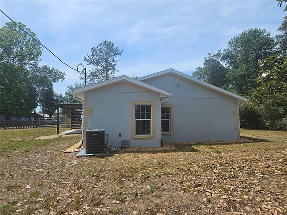 3rd image of 33175 Patrice Rd