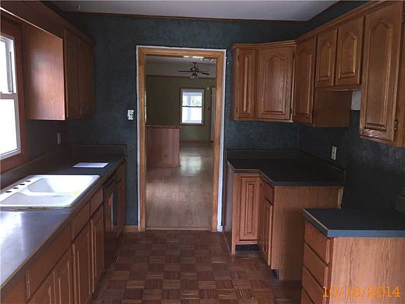 4th image of 624 S Auburn St