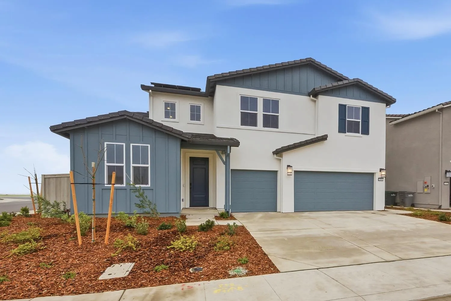 1401 Marmo Cir photo 1