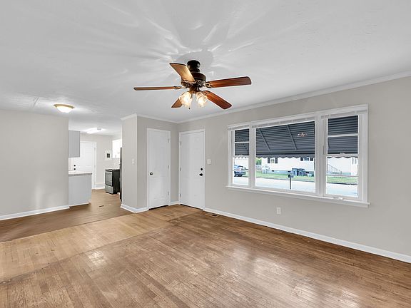 4th image of 618 Coleman Ave