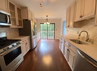 2605 Hemlock Pl, Basking Ridge, NJ 07920