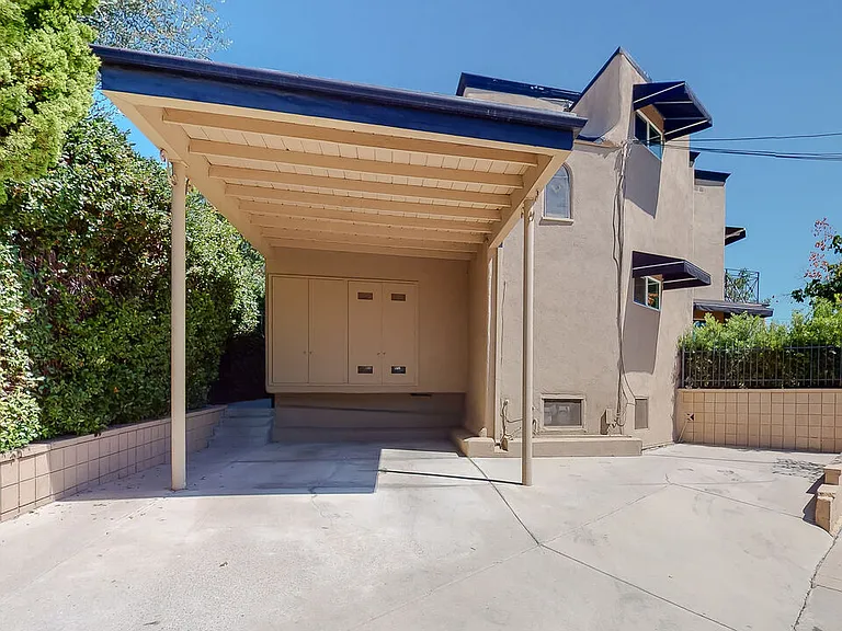 9001 Lloyd Pl — Photo 34