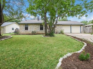 609 Garden Path Dr, Round Rock, TX 78664