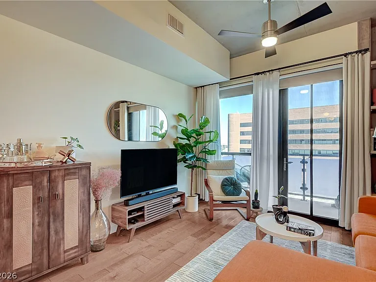 353 E Bonneville Ave #569 — Photo 7