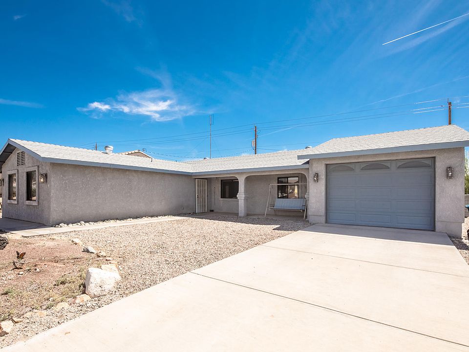 1st image of 3240 Desert Sage Dr
