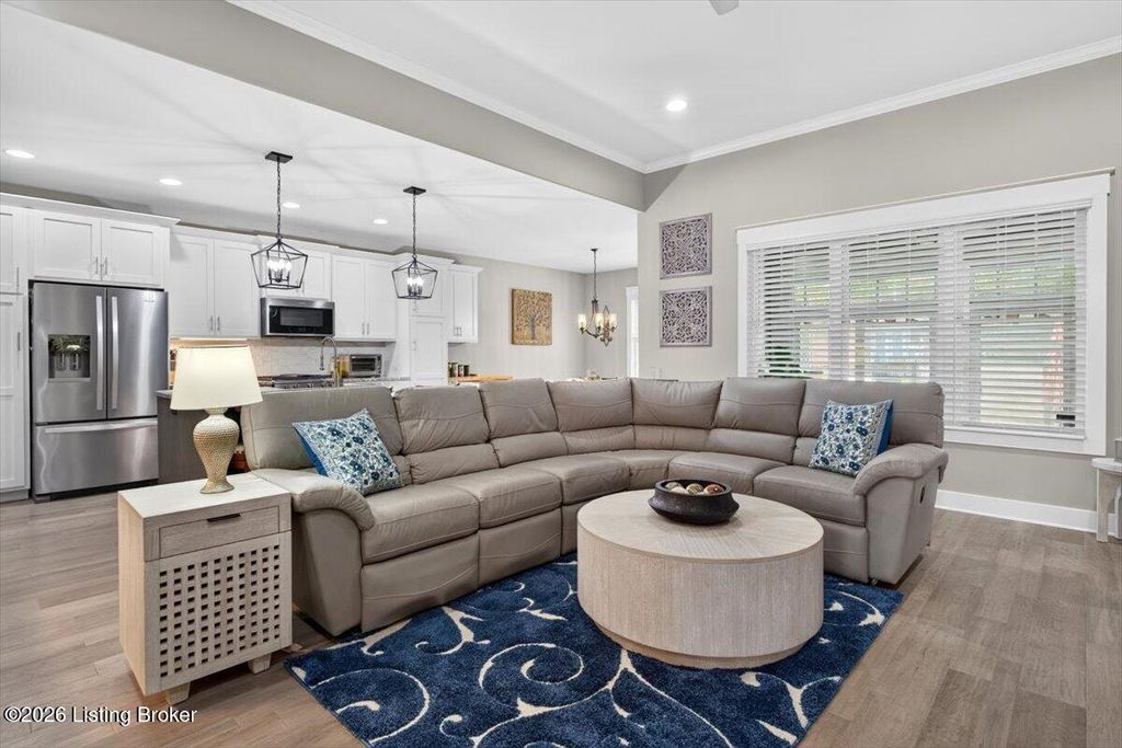 3914 Jefferson Park Pl, Jeffersontown, KY - View 6
