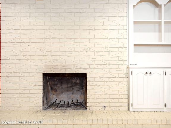 4th image of 3902 Barclay Dr