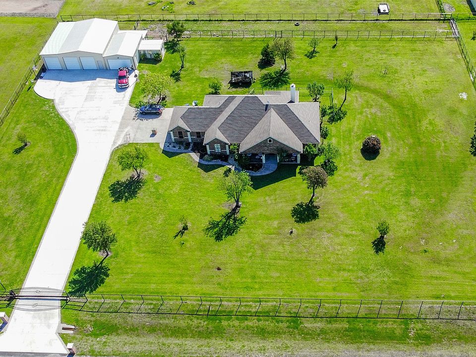 1st image of 2210 Autumn Breeze Dr