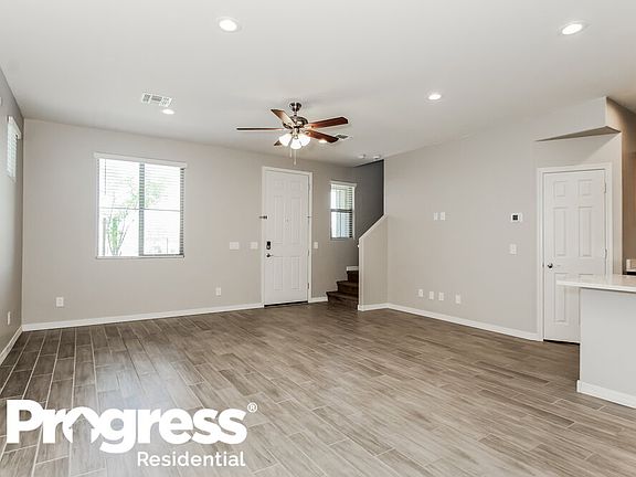 4th image of 3622 S 58th Dr