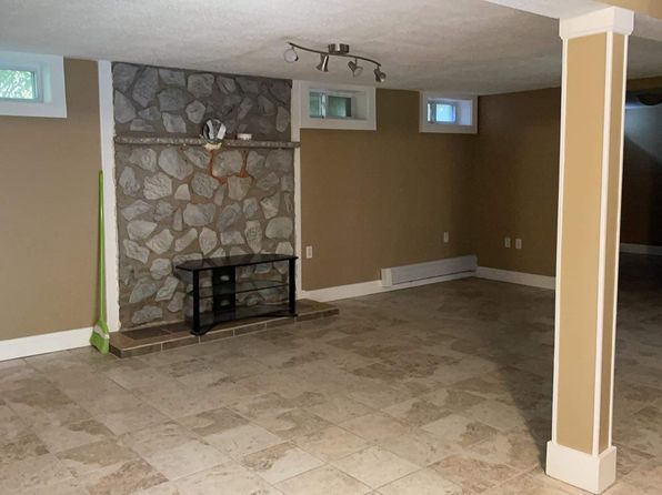 50 Peaslee Crossing Rd #1