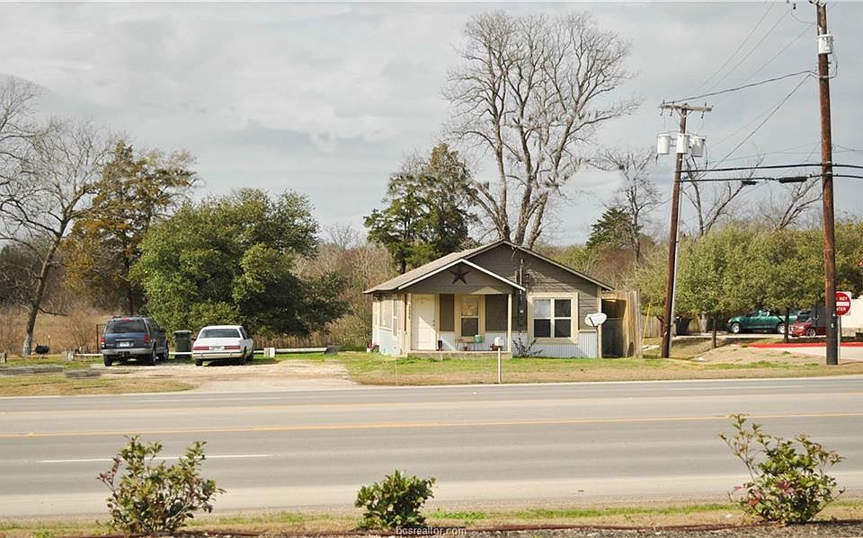 1st image of 2608 E State Highway 21