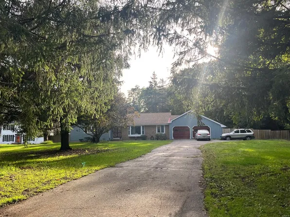 13 Cobblewood Rd, Blairstown, NJ 07825