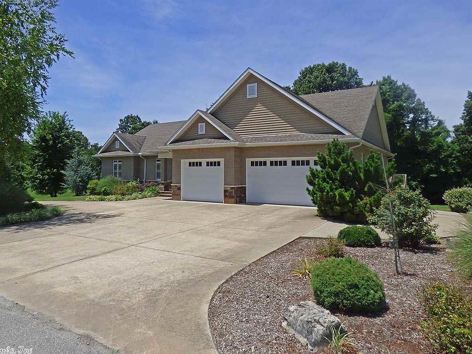 1st image of 21 Sisney Dr