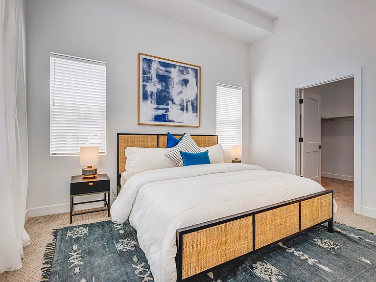 Aria Townhomes and Apartments — Photo 39