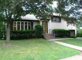 223 N 8th Ave, Edison, NJ 08817