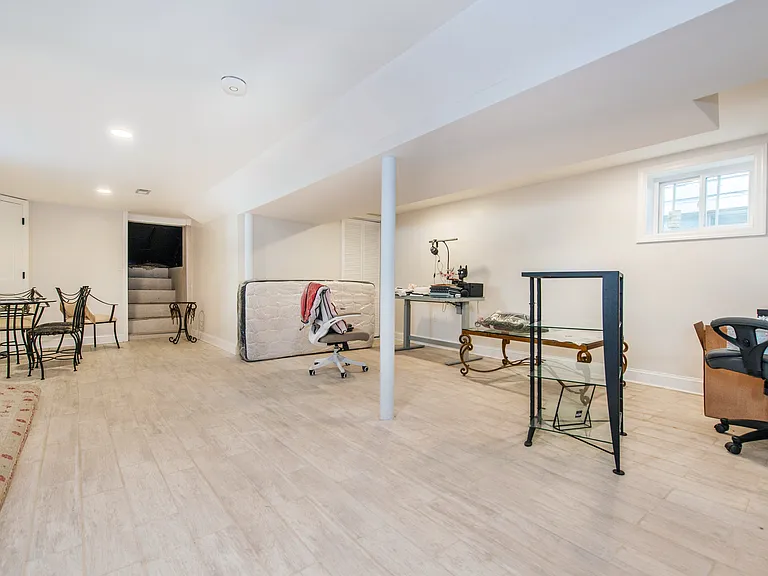26 Dankoff Ave #1 — Photo 12