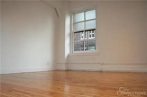 Rented by City Connections Realty | media 8