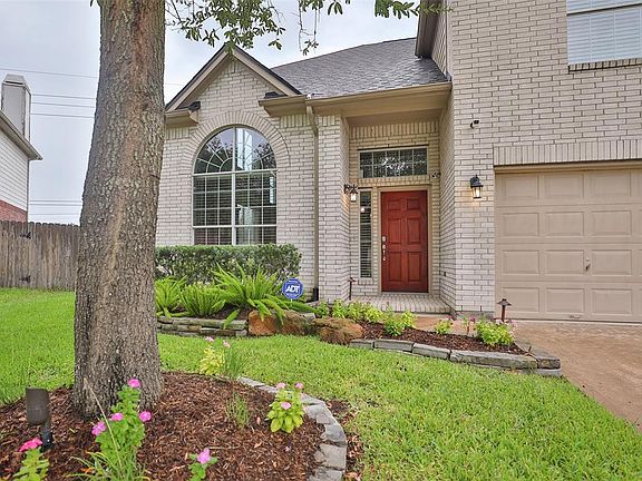 3rd image of 1603 Candleston Ln