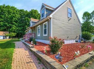 1578 Glasgo Rd, Griswold, CT 06351