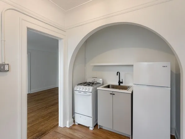 Glynn Court Apartments, 1415 Glynn Ct #106, Detroit, MI 48206