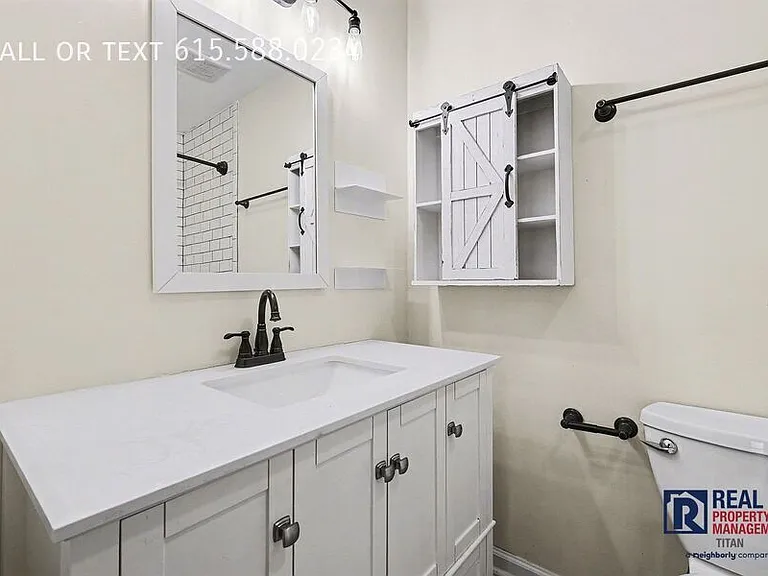 7184 Chester Rd — Photo 11