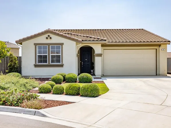 6 Campania Cir, Salinas, CA 93905