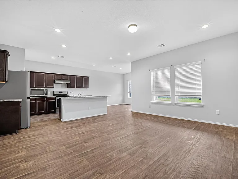 2330 Georgina Falls Dr — Photo 5