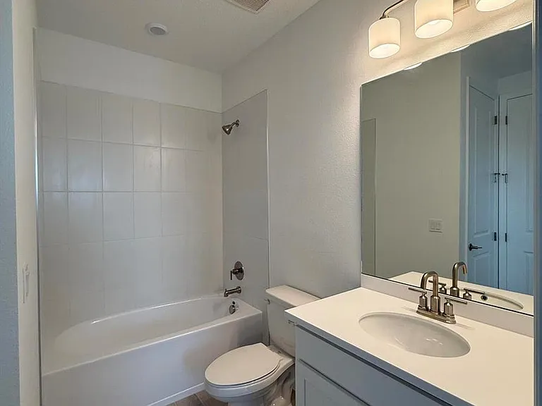 11629 SW Macelli Way — Photo 17
