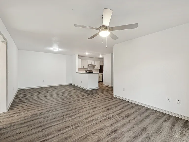 Eagles Landing — Photo 17