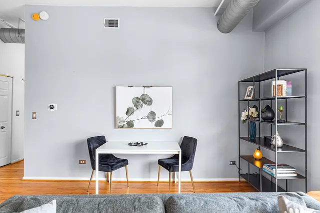 950 W Monroe St #616 — Photo 8