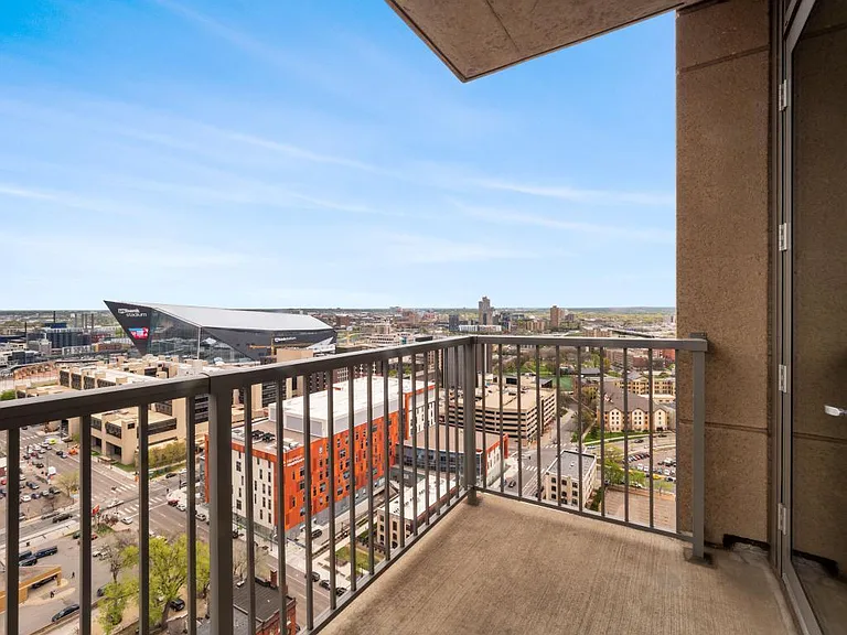 929 Portland Ave #2405 — Photo 4