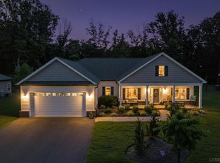 1240 Gladden Cir, Forest, VA 24551