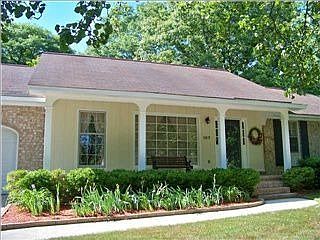 1st image of 107 Bramwell Dr