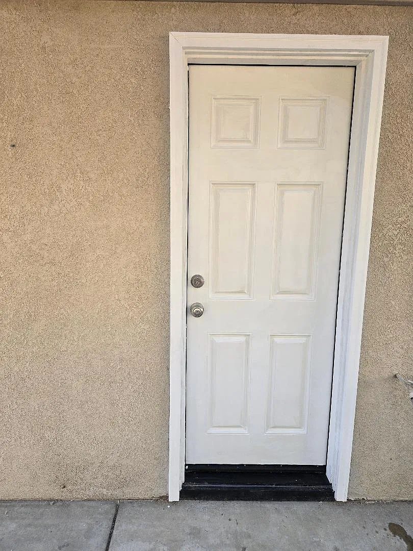 Studio, 250 sqft, $1,200 — Photo 1