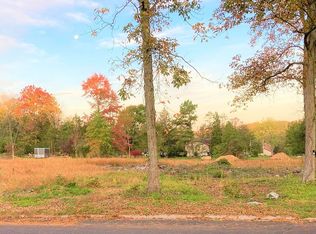 1753 Karen Dr, Sanatoga, PA 19464