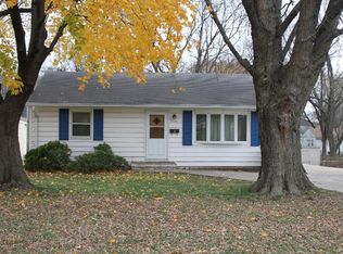 6625 SW 15th St, Des Moines, IA 50315