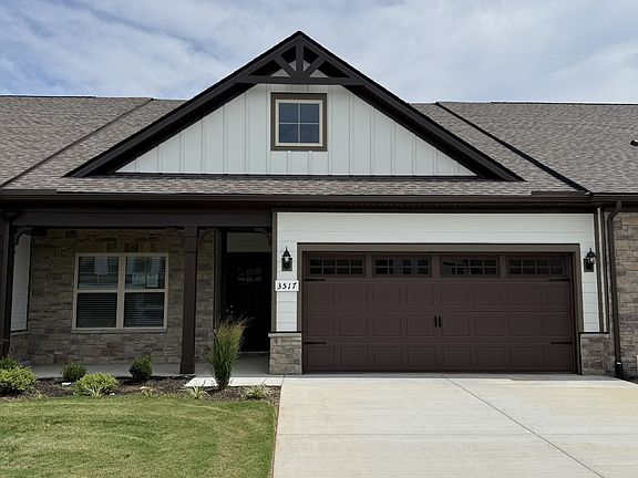 NEW 2 bedroom 2 bath, with Florida room, great room kitchen, huge fenced patio, Blinds, stainle