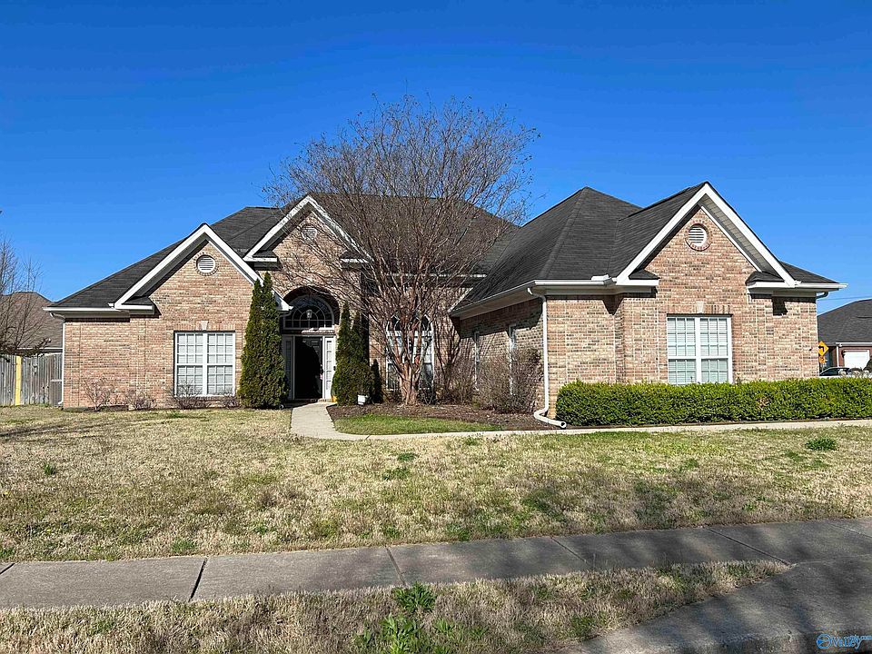 1st image of 2246 Towne Park Dr SW