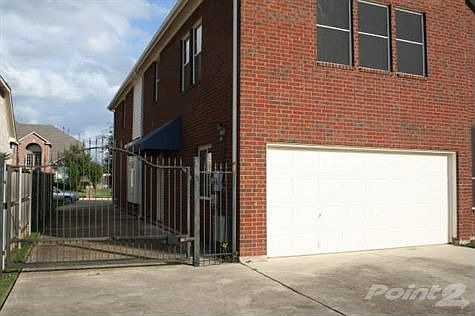 5th image of 3223 York Dr