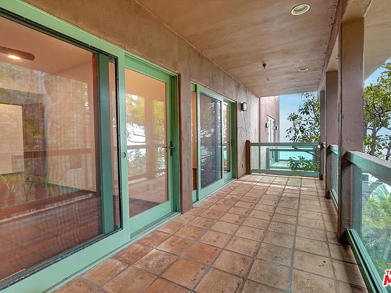 3916 Rambla Orienta — Photo 26
