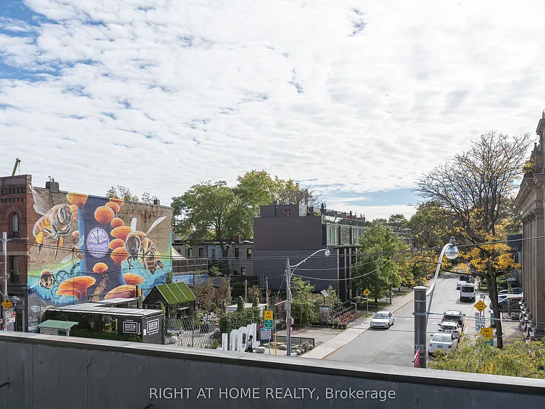 778 Queen St E #206 — Photo 26
